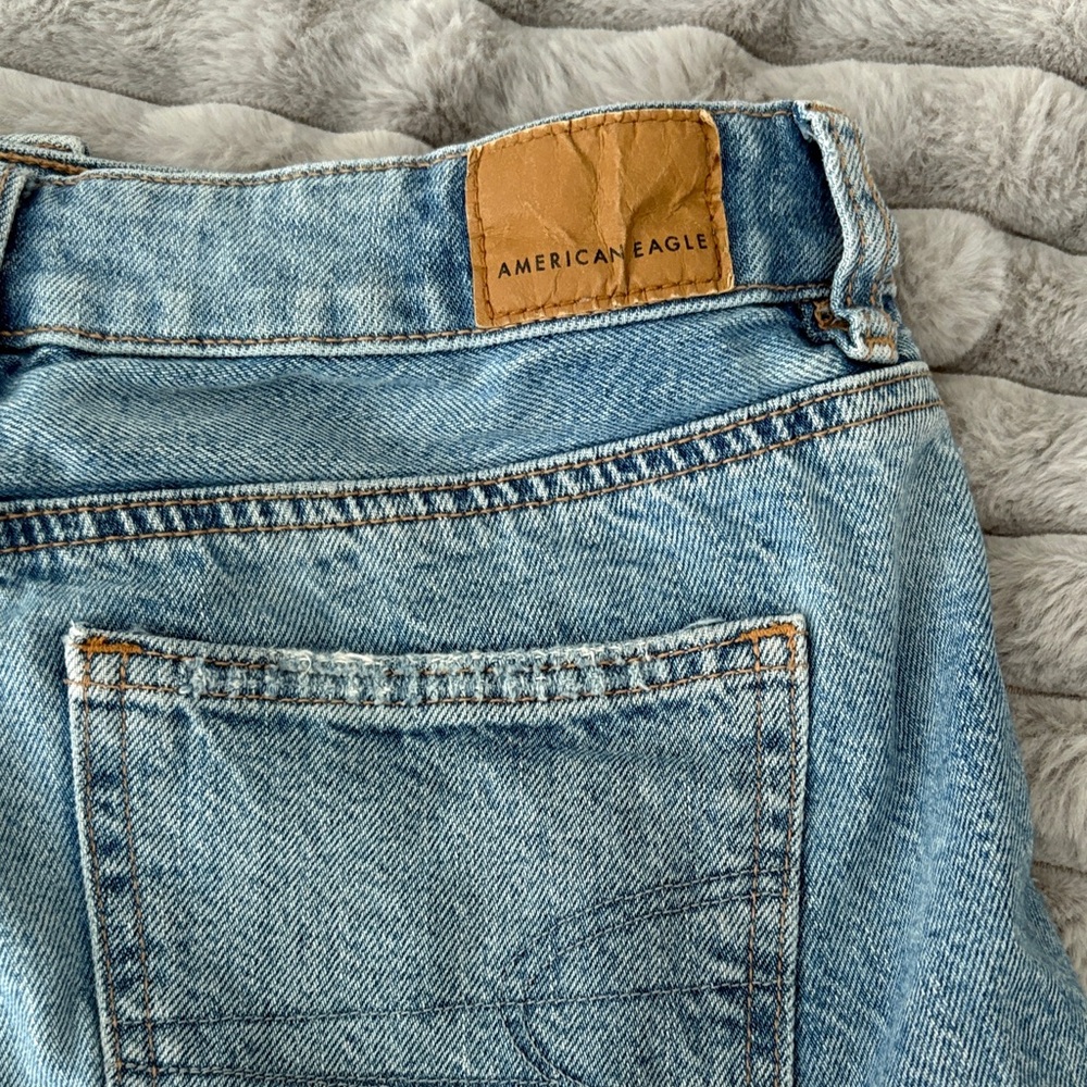 American Eagle Classic Blue Jeans
